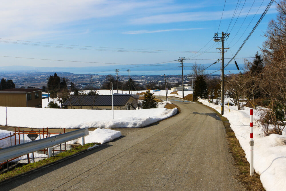 滑川の山側 東福寺野から望む滑川