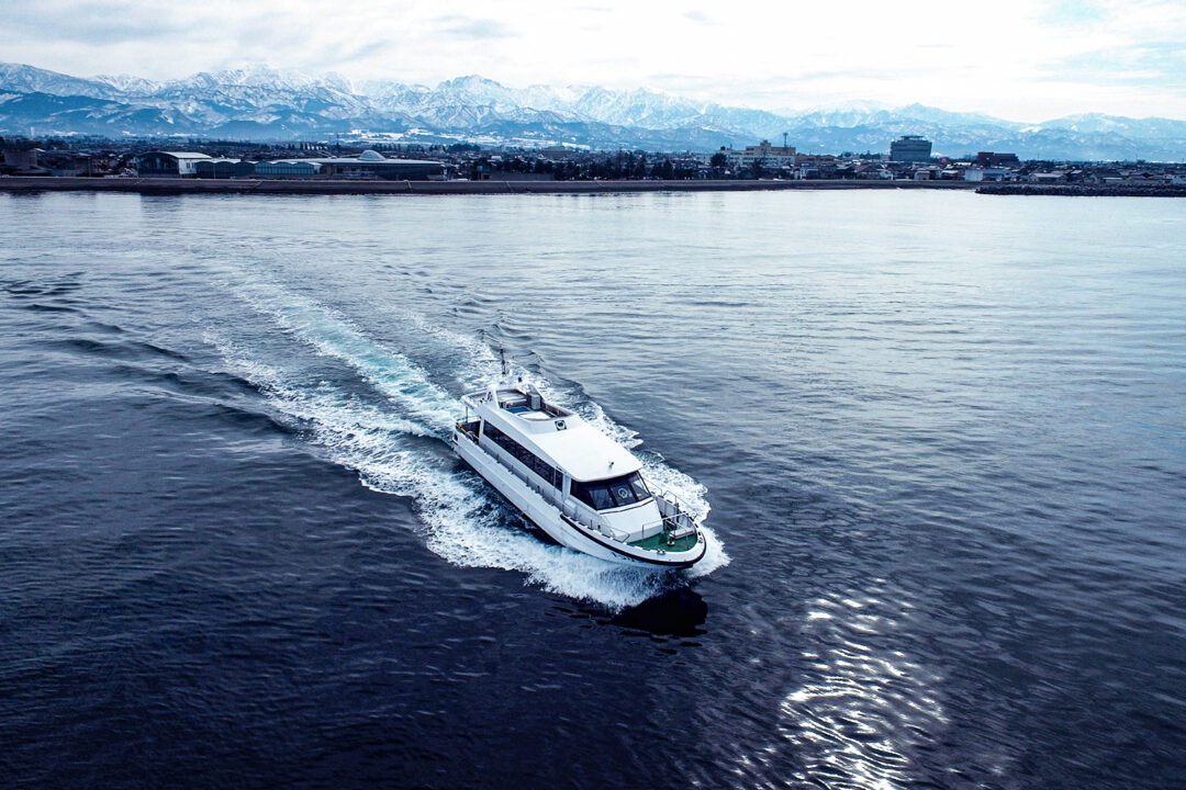 富山湾クルージング03