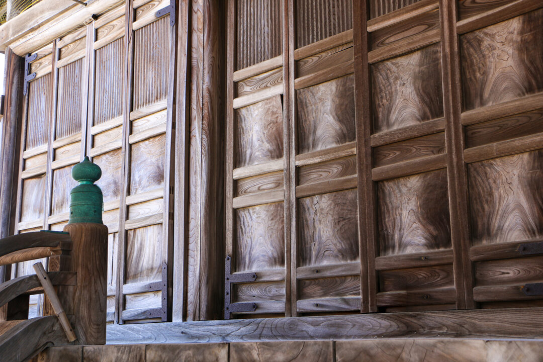 養照寺　本堂02